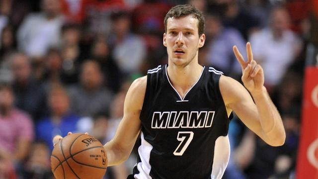 北京队助攻失利潭，方硕成为背锅侠，0助4失误+场均57分受质疑.